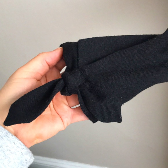 LOFT: Black Over the Knee LBD - Picture 3 of 5